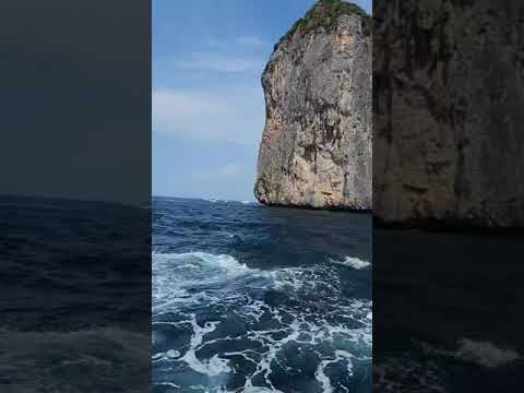 Discover the Hidden Gems of Phi Phi Island| A Paradise You Must See! 🇹🇭#phiphiislands#phuketbeach#yt
