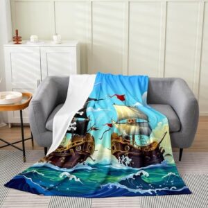 Cartoon Pirate Ship Throw Blanket Throw Size Nautical Sailing Ship Fleece Blanket for Kids Boys Girls Ocean Wave Flannel Blanket Living Room Decor Cartoon Sailboat Fuzzy Blanket All Season Soft